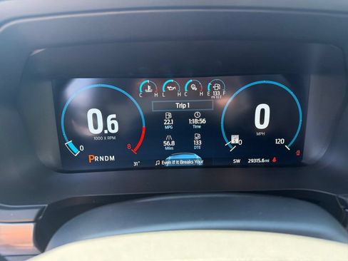 Used 2023 Ford F150 Lariat w/ Equipment Group 502A High AWD/4WD image 39