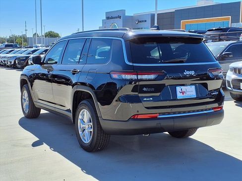 New 2025 Jeep Grand Cherokee L Laredo w/ Trailer Tow Package image 2