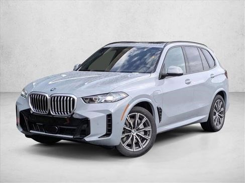 New 2026 BMW X5 xDrive50e w/ M Sport Package image 1