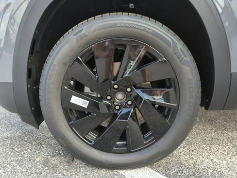 New 2026 Volkswagen Atlas SE image 44