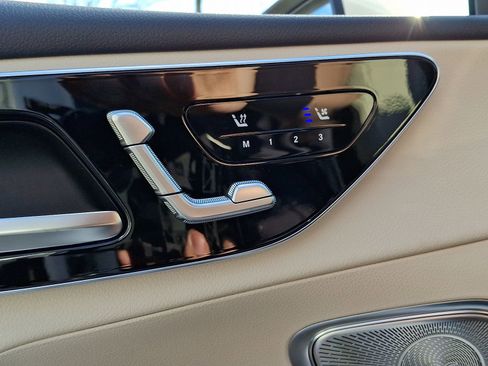 New 2026 Mercedes-Benz GLC 300 4MATIC image 17