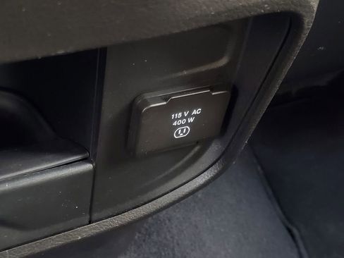 Used 2024 RAM 2500 Tradesman image 23