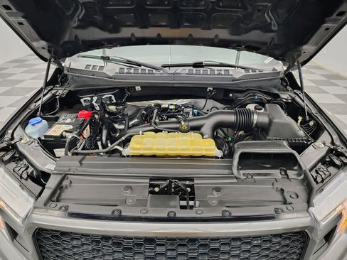 Used 2019 Ford F150 XL w/ Equipment Group 101A Mid AWD/4WD image 18