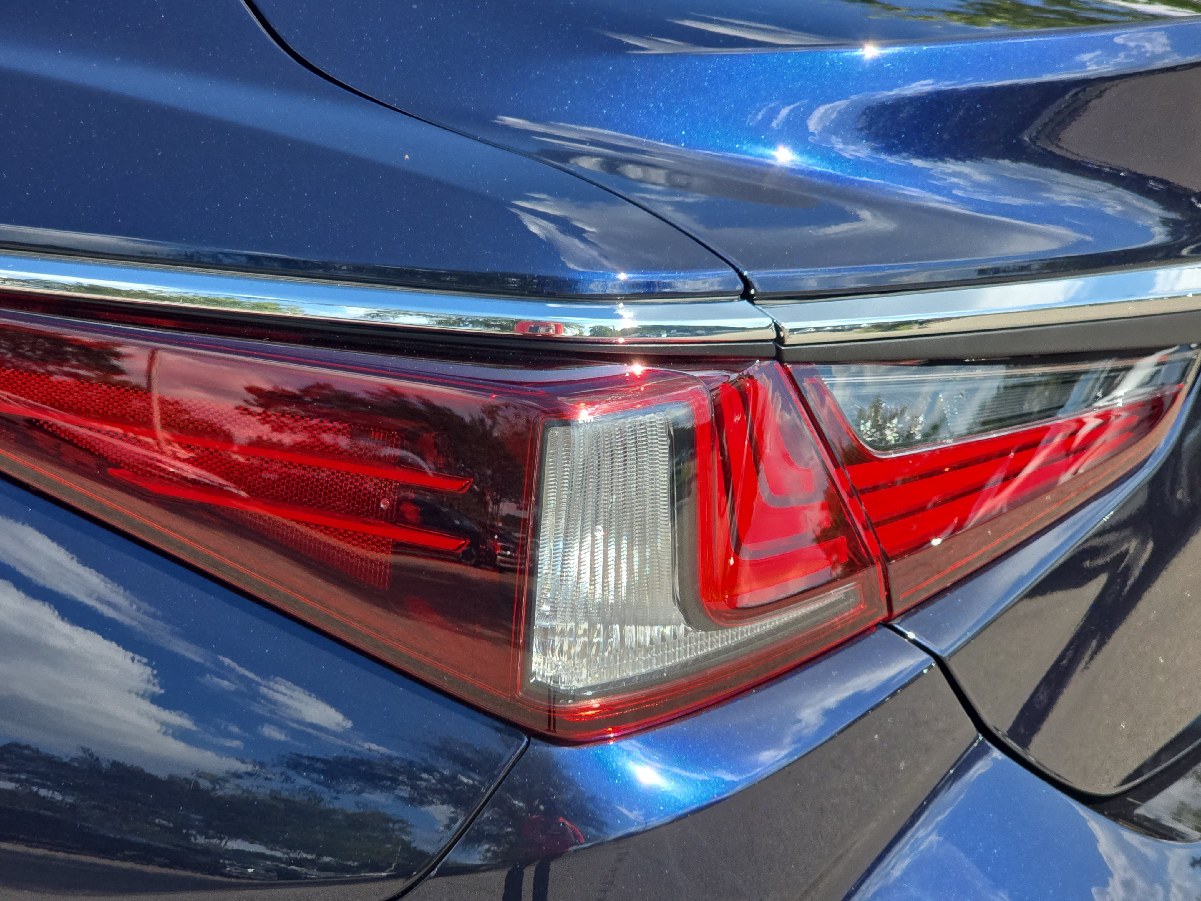 Used 2025 Lexus ES 350 w/ Premium Package FWD image 35