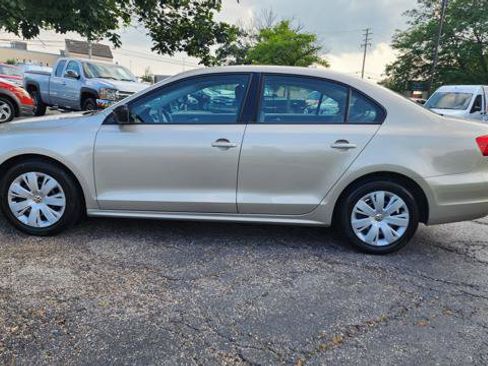 Used 2012 Volkswagen Jetta Sedan FWD image 4