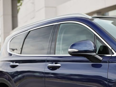 Used 2019 Hyundai Santa Fe Limited FWD image 3