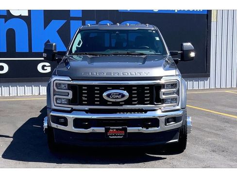 Used 2023 Ford F450 Lariat w/ Lariat Ultimate Package AWD/4WD image 3