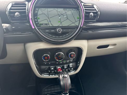 Used 2019 MINI Cooper Clubman S image 13