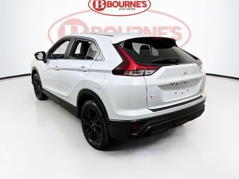 Used 2025 Mitsubishi Eclipse Cross LE AWD/4WD image 8