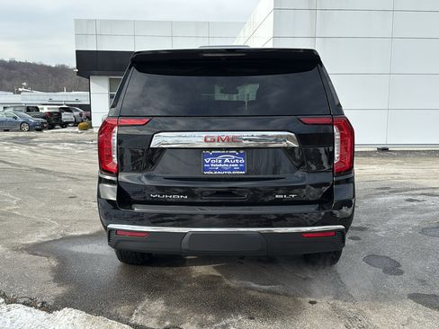 Used 2023 GMC Yukon SLT w/ SLT Luxury Package image 5