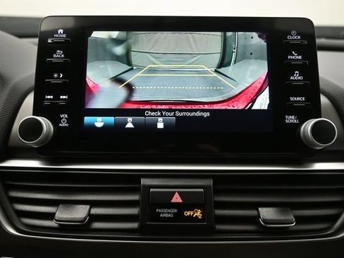 Used 2021 Honda Accord LX image 4