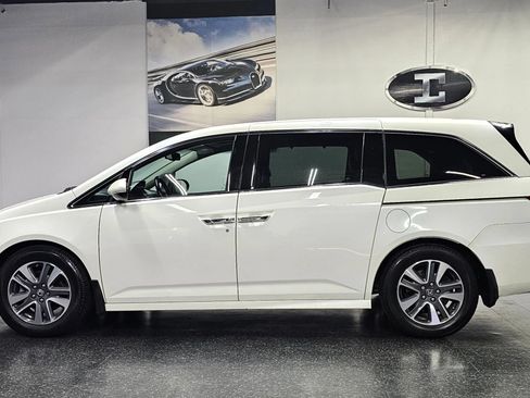 Used 2016 Honda Odyssey Touring image 22