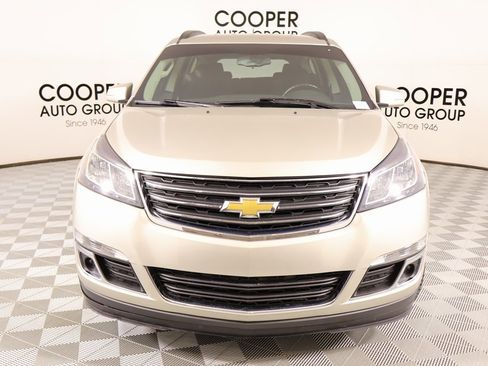Used 2014 Chevrolet Traverse LT image 8