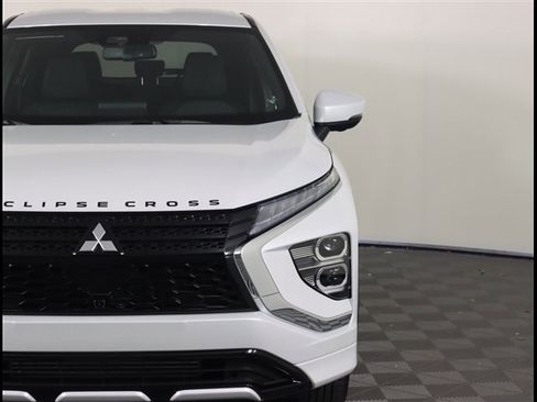 Used 2024 Mitsubishi Eclipse Cross SEL image 4
