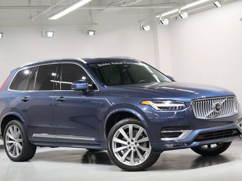Used 2023 Volvo XC90 B6 Plus w/ Protection Package Premier AWD/4WD image 7
