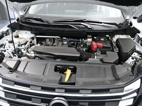 Used 2026 Nissan Rogue Platinum w/ Platinum Premium Package AWD/4WD image 35