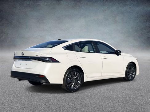 New 2026 Nissan Sentra SL w/ Floor Mat Package image 2