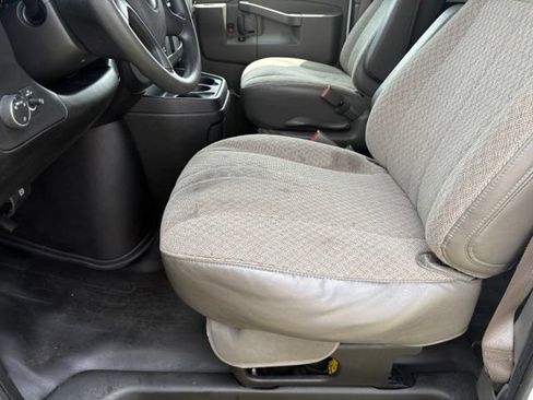 Used 2023 Chevrolet Express 2500 Extended RWD image 10
