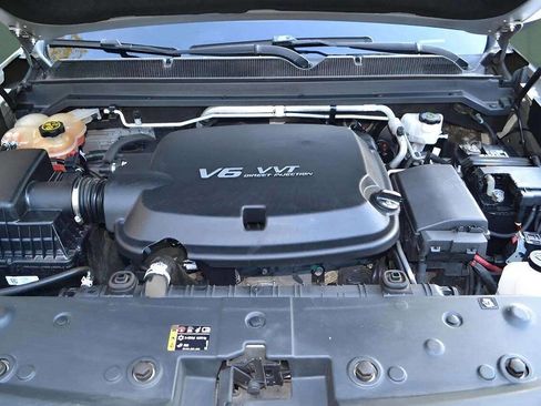 Used 2018 GMC Canyon SLE w/ SLE Convenience Package image 34