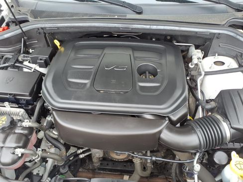 Used 2022 Jeep Grand Cherokee Limited AWD/4WD image 28