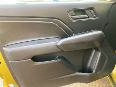 Used 2023 Chevrolet Colorado Trail Boss w/ Technology Package image 14