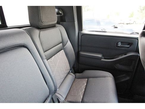 New 2026 Nissan Frontier SV w/ SV Convenience Package image 10