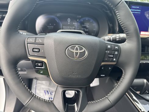 New 2026 Toyota Crown Signia AWD/4WD image 18