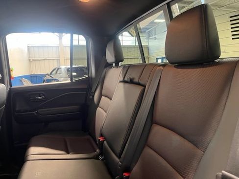 Used 2022 Honda Ridgeline Black Edition image 19