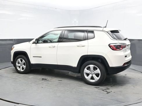 Used 2020 Jeep Compass Latitude w/ Popular Equipment Group AWD/4WD image 4