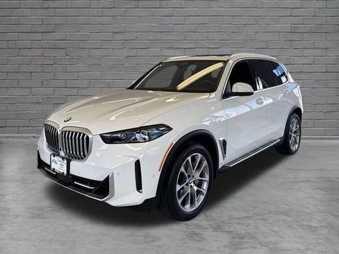 Used 2026 BMW X5 xDrive40i AWD/4WD image 3