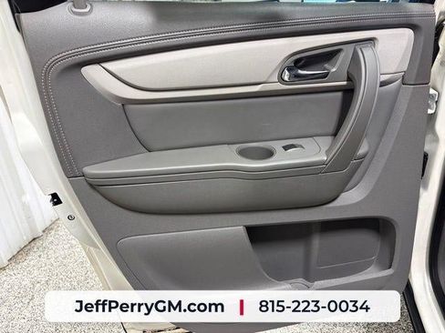 Used 2015 Chevrolet Traverse LT FWD image 21