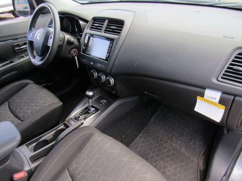 Used 2024 Mitsubishi Outlander Sport ES AWD/4WD image 10