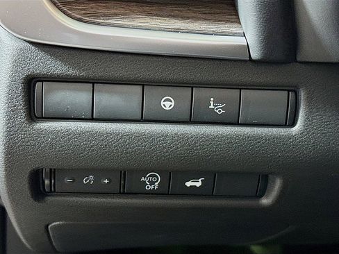 New 2026 Nissan Rogue Platinum w/ Platinum Premium Package image 10