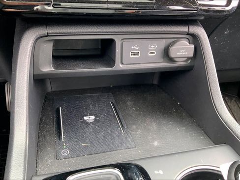 Used 2024 Honda Pilot Elite image 35