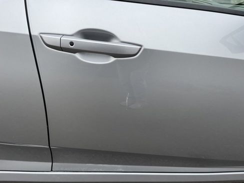 Used 2018 Honda Civic EX-L image 12