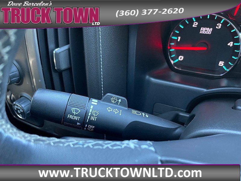 Used 2018 Chevrolet Silverado 2500 High Country w/ Duramax Plus Package AWD/4WD image 17