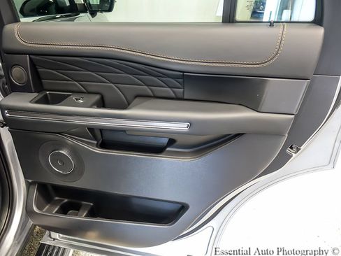 Certified 2023 Ford Expedition Platinum AWD/4WD image 27
