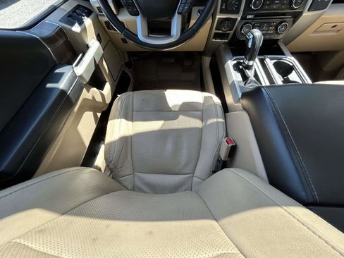 Used 2017 Ford F150 Lariat AWD/4WD image 14
