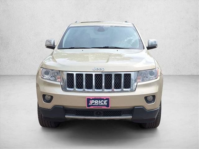 Used 2011 Jeep Grand Cherokee Overland AWD/4WD image 2