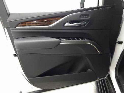 Used 2023 Cadillac Escalade Premium Luxury w/ LPO, Radiant Package image 13