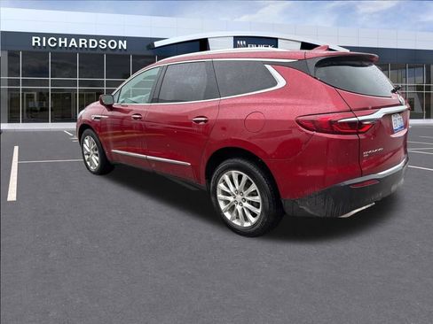 Used 2020 Buick Enclave Premium w/ Surround and Sites Package AWD/4WD image 10