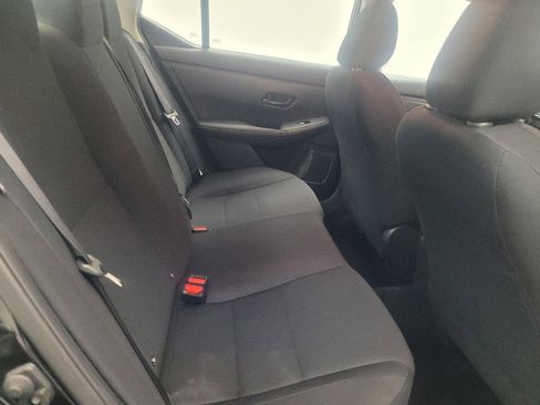 Used 2025 Nissan Sentra S image 19