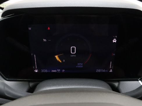 Used 2024 Chevrolet TrailBlazer LT w/ LT Cold Weather Package AWD/4WD image 38