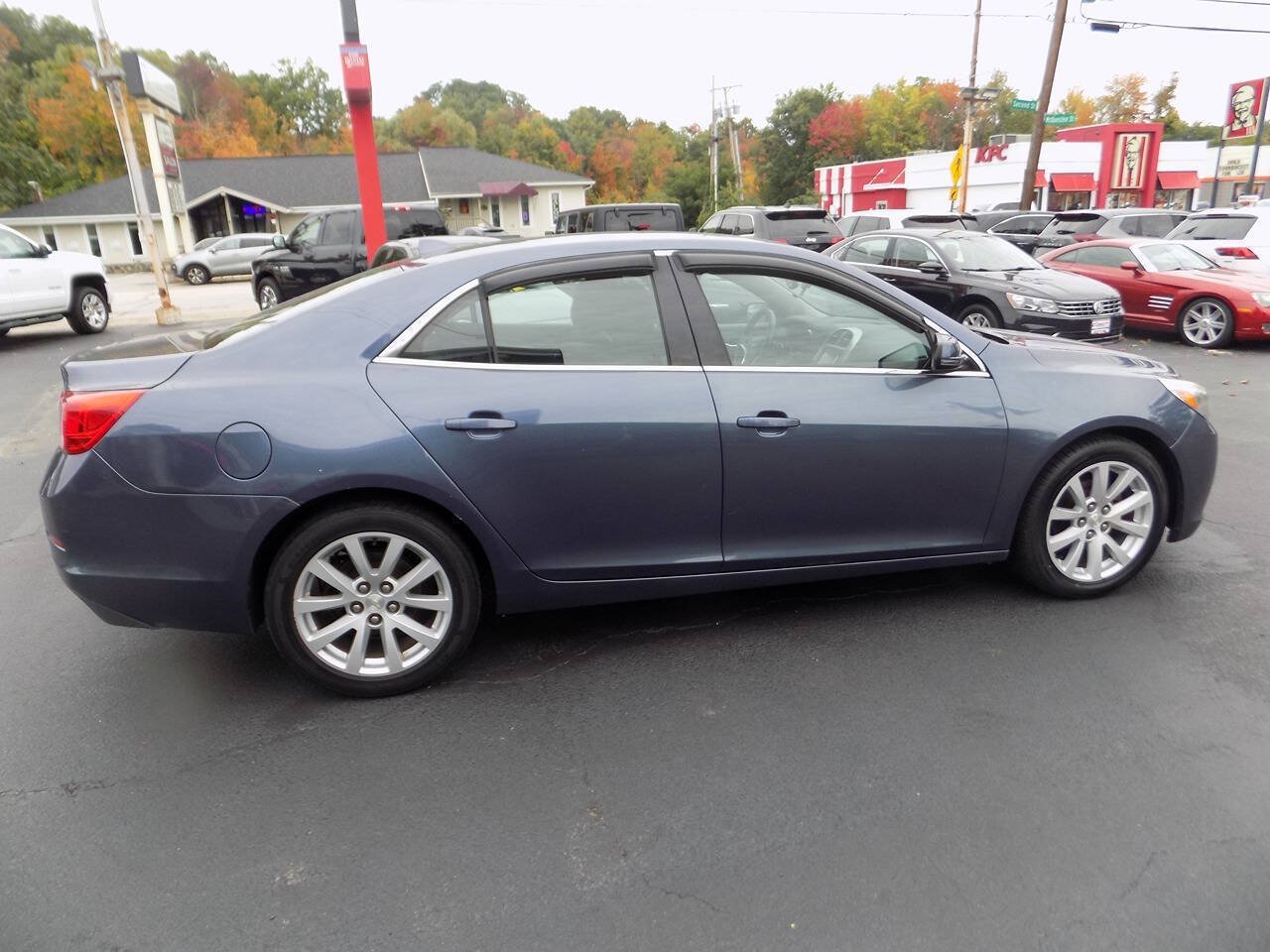Used 2014 Chevrolet Malibu LT FWD image 3
