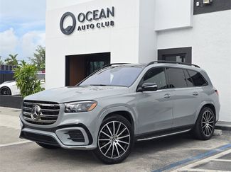Used 2025 Mercedes-Benz GLS 450 4MATIC image 1