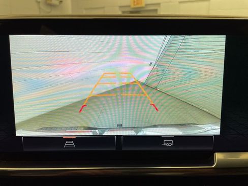 Used 2023 GMC Sierra 1500 SLT w/ SLT Premium Package image 17