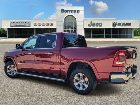 Used 2022 RAM 1500 Laramie AWD/4WD image 9