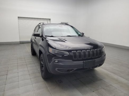Used 2020 Jeep Cherokee Trailhawk image 13