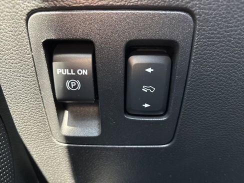 Used 2021 Ford Expedition Max Limited image 19