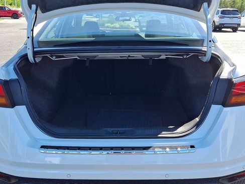Used 2023 Nissan Altima 2.5 SR AWD/4WD image 28